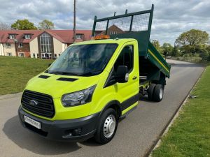 Used FORD TRANSIT in Chertsey, Surrey for sale